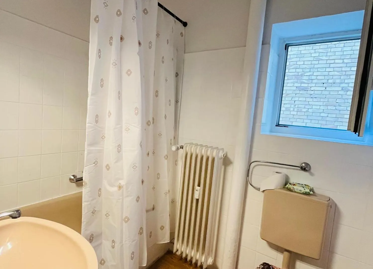 Kwatera prywatna Privatzimmer Zum Wohlfuehlen Nahe Marienplatz Stuttgart